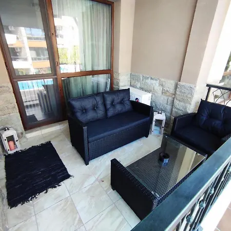 Las Palmas Burgas Exterior photo